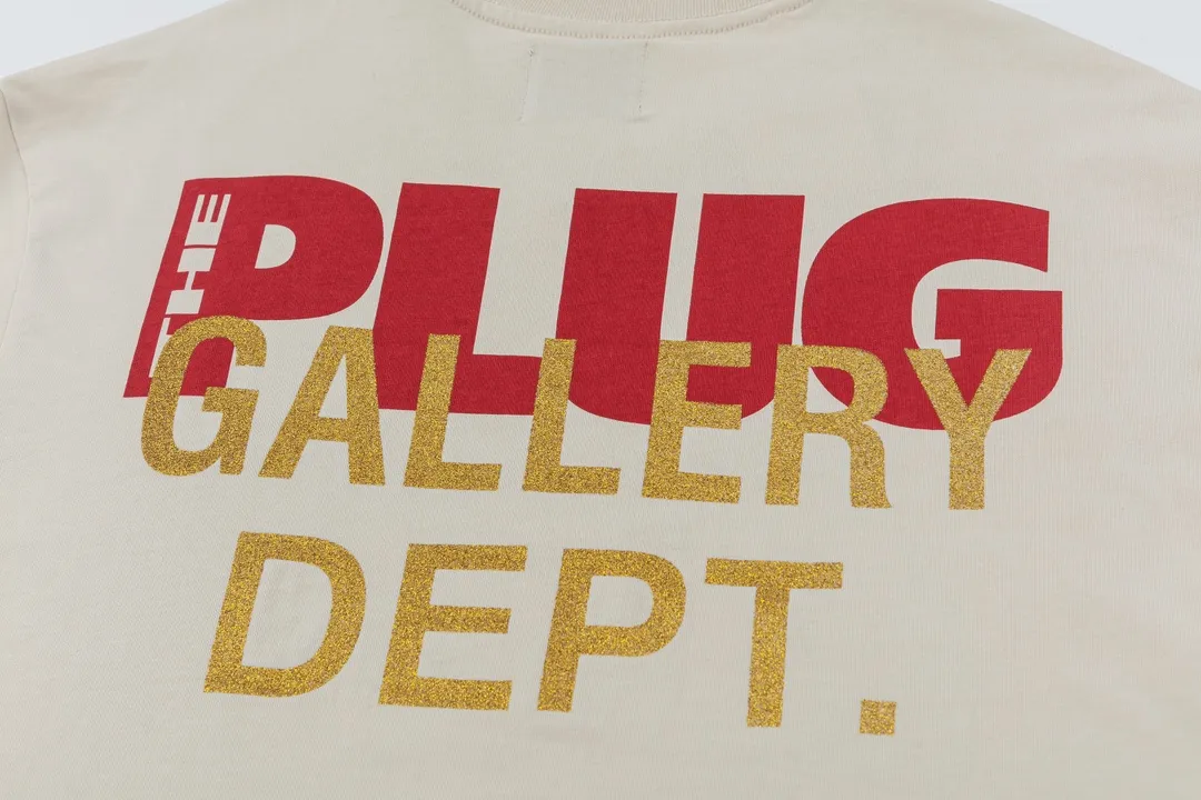 Model D107 Gallery dept European and American washed trendy brand printed high street T-shirts, same style for men and women, gilded letters on the back, after washing and shaping, it will not change shape and will not pill, comfortable and breathable, apricot S to XL, p106